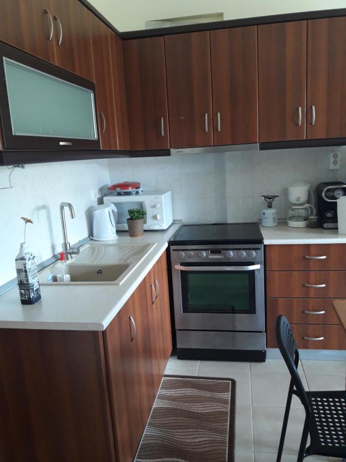 M&J Apartments Nikiti  Exterior photo